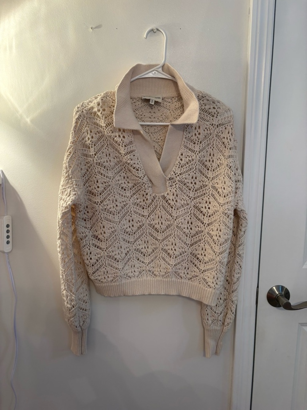 Freshman Cream Open-Knit V-Neck Collared Sweater